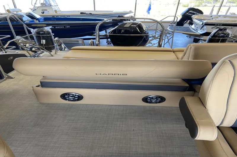 Slide: The Image of Harris CX250 SLDHTT 2021 - 11