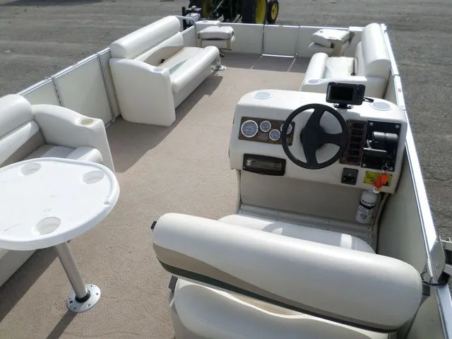 Slide: The Image of Crest 22/24 XP 2004 - 5