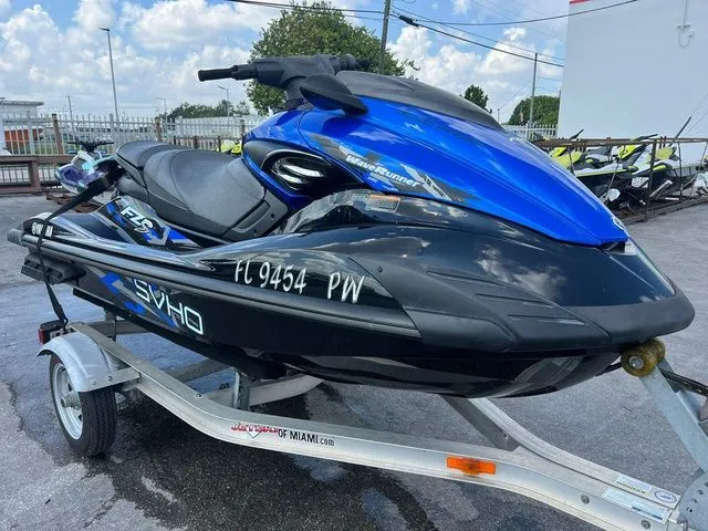 Slide: The Image of Yamaha FZ 2015 - 6