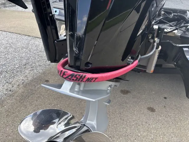 Slide: The Image of Phoenix Bass Boat 20 XE 2025 - 3