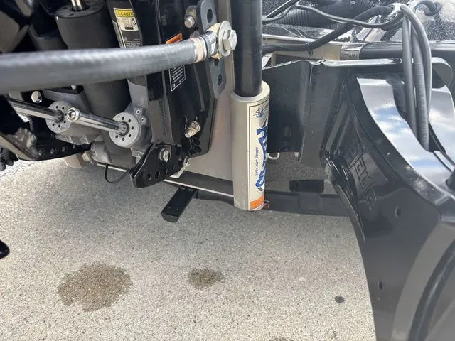 Slide: The Image of Phoenix Bass Boat 20 XE 2025 - 4