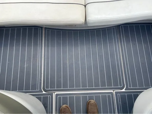 Slide: The Image of Sea Ray 220 Select 2005 - 20