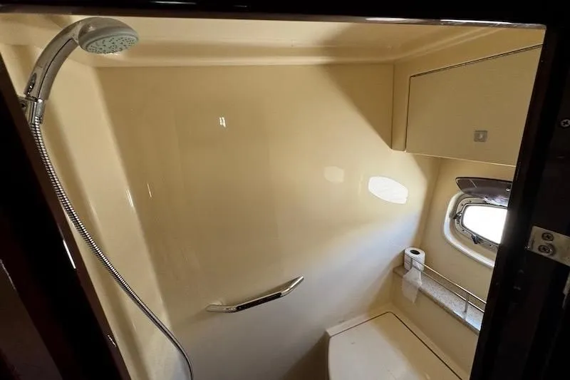 Slide: The Image of Sea Ray 470 Sundancer 2010 - 81