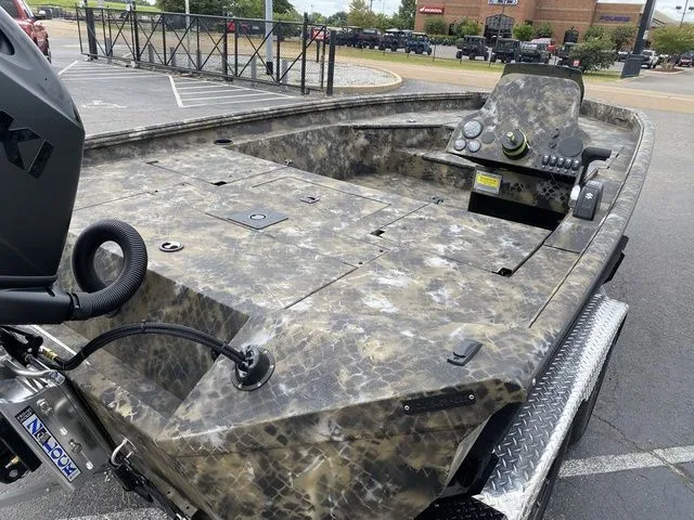 Slide: The Image of Excel Bolt 183 2026 - 6