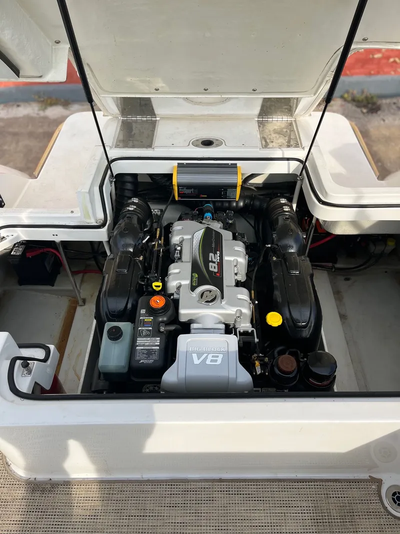 Slide: The Image of Cobalt R5 2015 - 17