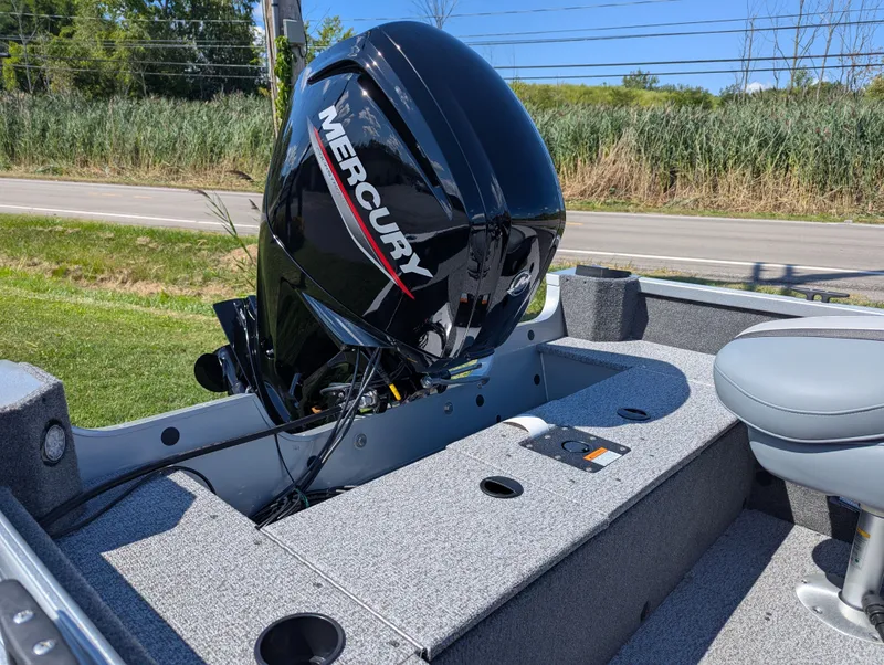 Slide: The Image of Alumacraft Classic 165 Sport 2024 - 4