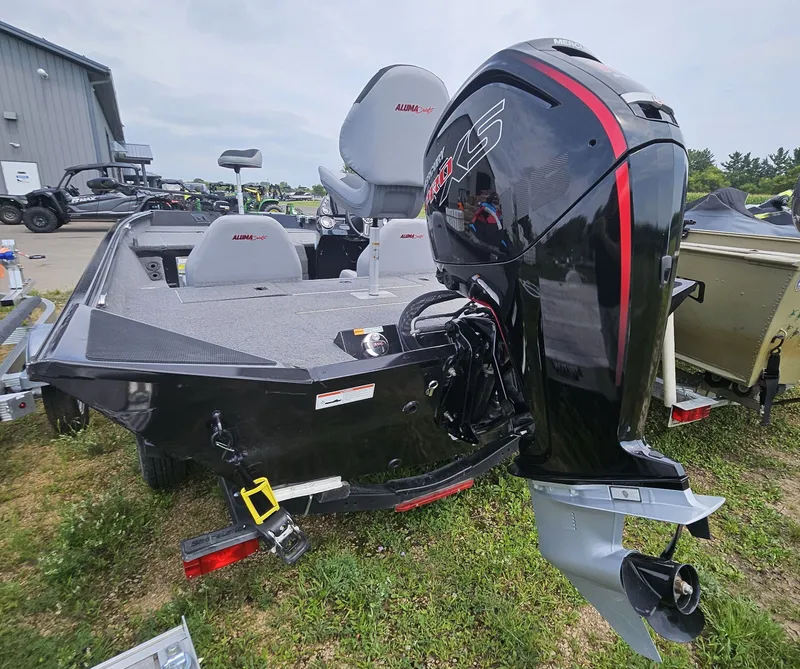 Slide: The Image of Alumacraft Pro 185 2022 - 9