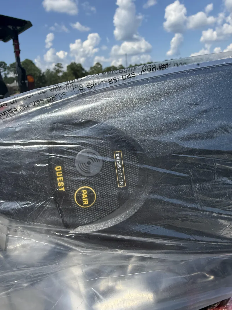 Slide: The Image of Skeeter FXR20 Limited 2025 - 15