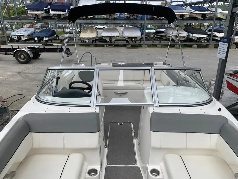 Slide: The Image of Bayliner 215 DB 2014 - 11