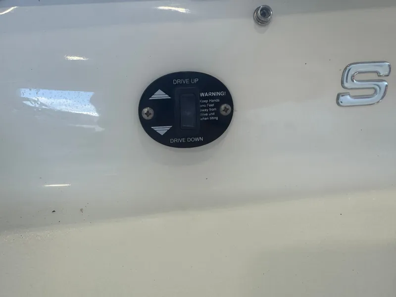 Slide: The Image of Stingray 195 LX 2009 - 14