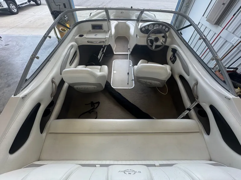 Slide: The Image of Stingray 195 LX 2009 - 16