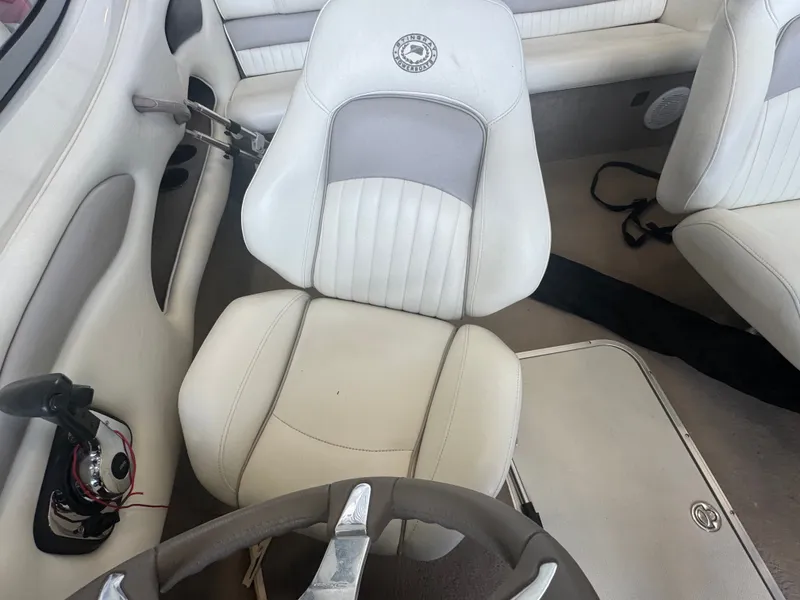 Slide: The Image of Stingray 195 LX 2009 - 6