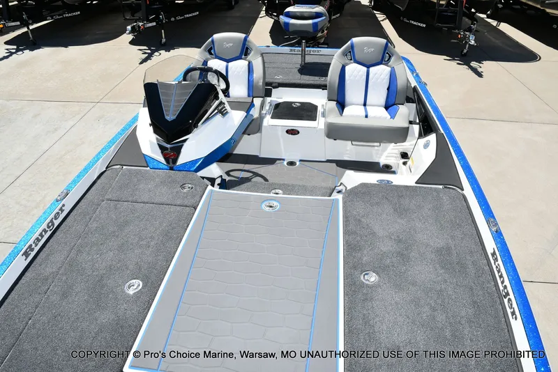 Slide: The Image of Ranger Z520R 2026 - 11