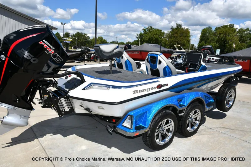 Slide: The Image of Ranger Z520R 2026 - 19