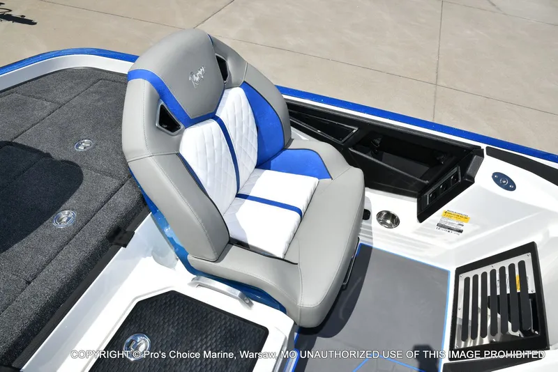 Slide: The Image of Ranger Z520R 2026 - 46