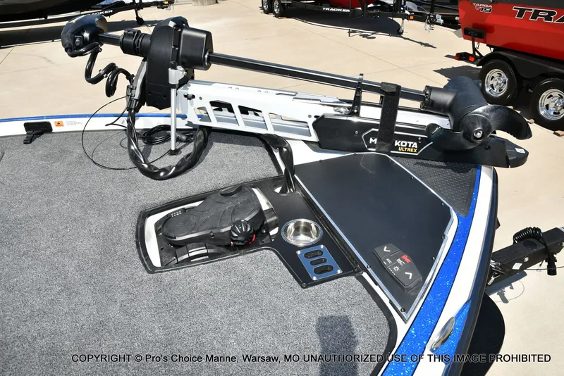 Slide: The Image of Ranger Z520R 2026 - 5