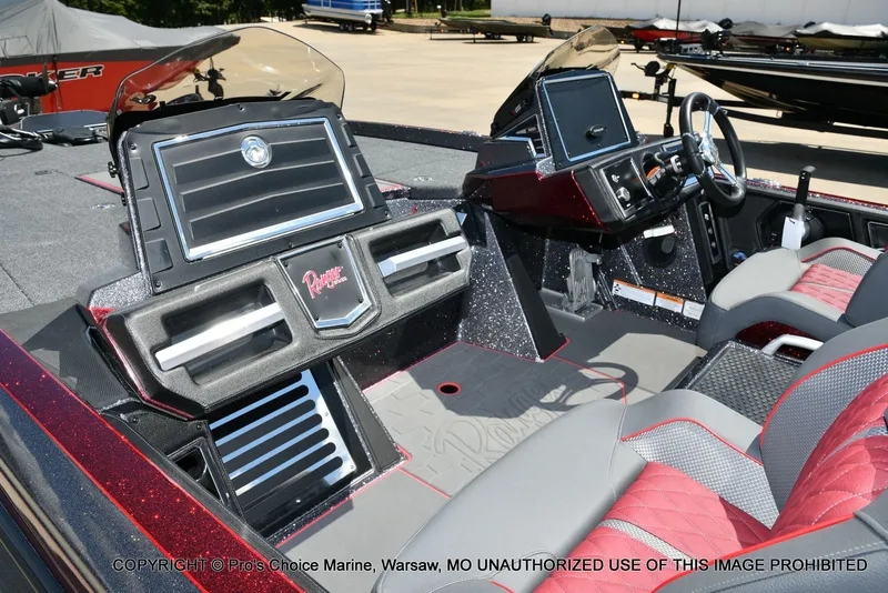 Slide: The Image of Ranger Boats Z520R Dual Console 2026 - 19