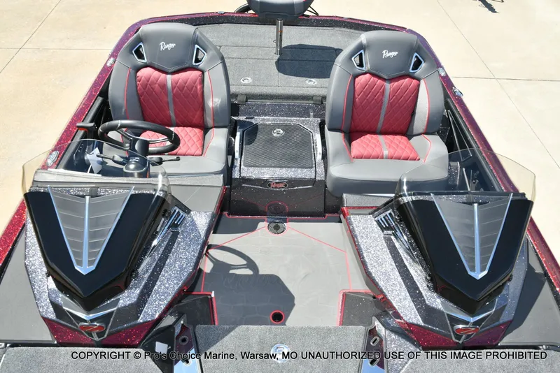 Slide: The Image of Ranger Boats Z520R Dual Console 2026 - 54