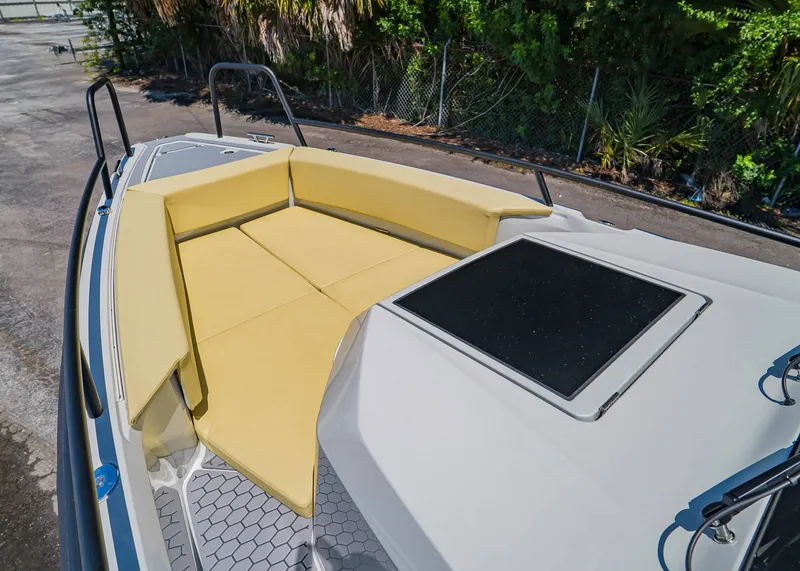 Slide: The Image of XO Boats DFNDR 9 2023 - 27