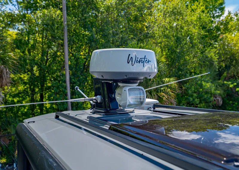 Slide: The Image of XO Boats DFNDR 9 2023 - 30