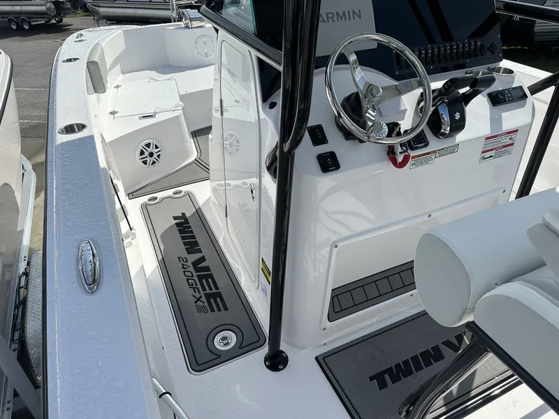 Slide: The Image of Twin Vee GFX 24GFX 2026 - 13