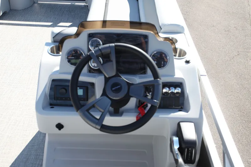 Slide: The Image of Avalon Venture SP 2585 2026 - 6