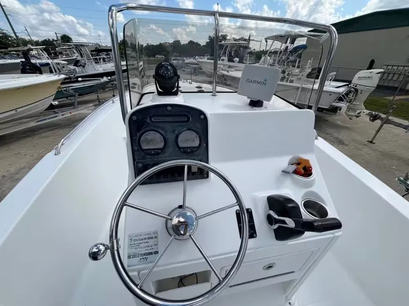 Slide: The Image of Sea Hunt 207 Triton 2009 - 8