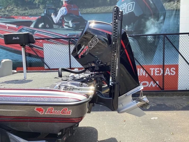 Slide: The Image of Bass Cat Lynx STS 2025 - 15