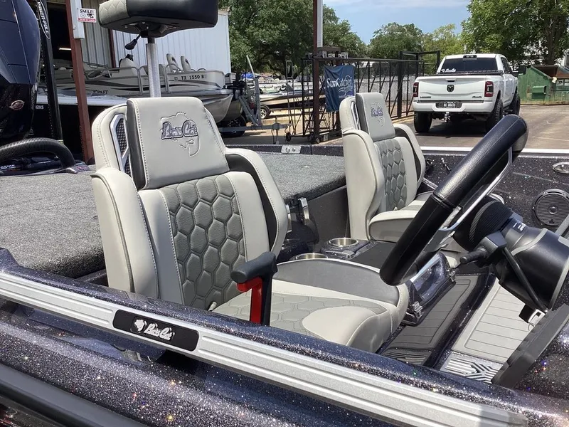 Slide: The Image of Bass Cat Lynx STS 2025 - 32