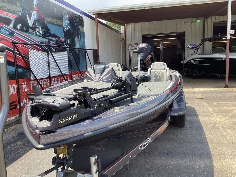 Slide: The Image of Bass Cat Lynx STS 2025 - 4