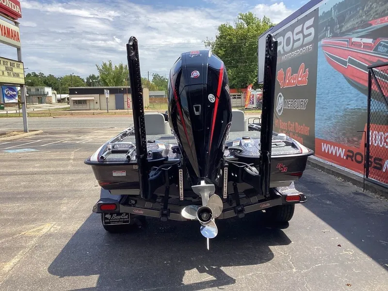 Slide: The Image of Bass Cat Lynx STS 2025 - 6