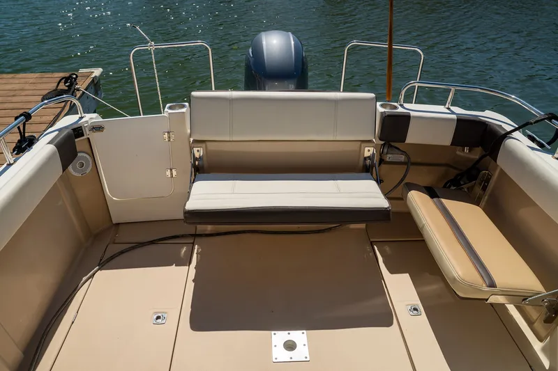 Slide: The Image of Ranger Tug R-23 2017 - 10