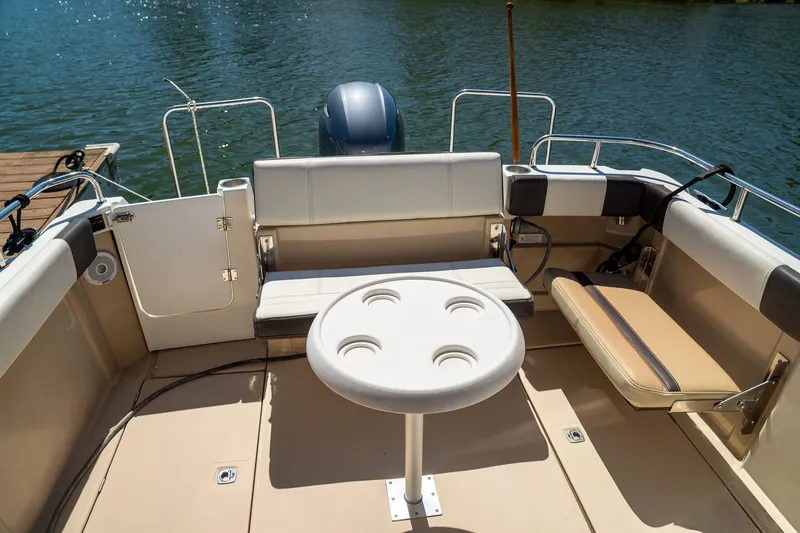 Slide: The Image of Ranger Tug R-23 2017 - 11