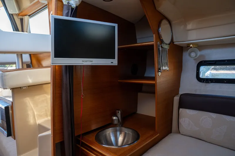 Slide: The Image of Ranger Tug R-23 2017 - 24