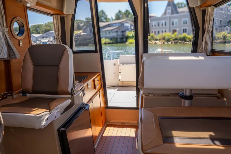 Slide: The Image of Ranger Tug R-23 2017 - 26