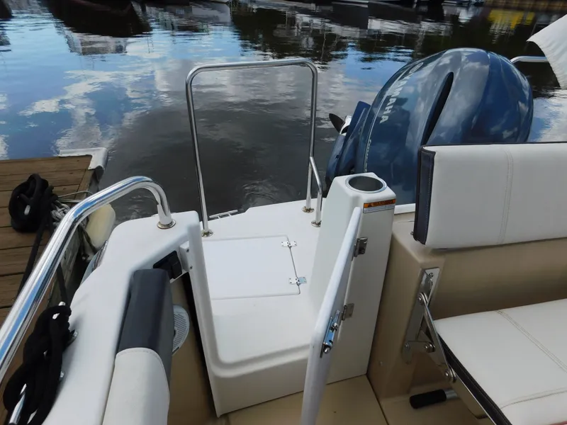 Slide: The Image of Ranger Tug R-23 2017 - 28