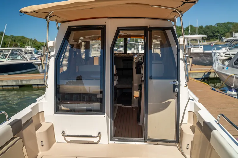 Slide: The Image of Ranger Tug R-23 2017 - 8