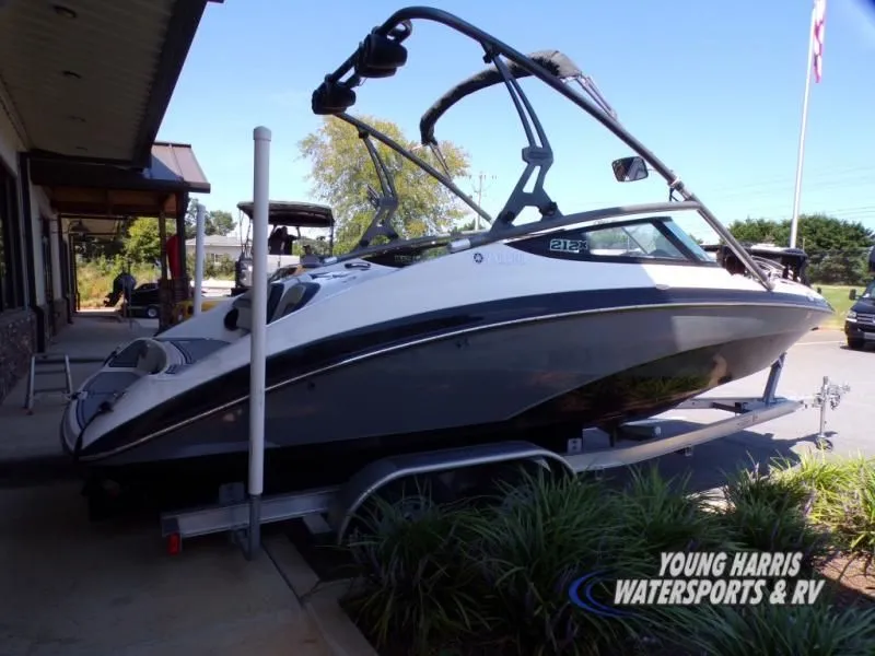 Slide: The Image of Yamaha 212X 2016 - 3