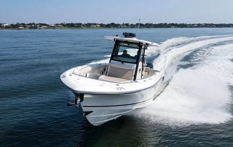 The Image of Boston Whaler 330R 2023 - undefined