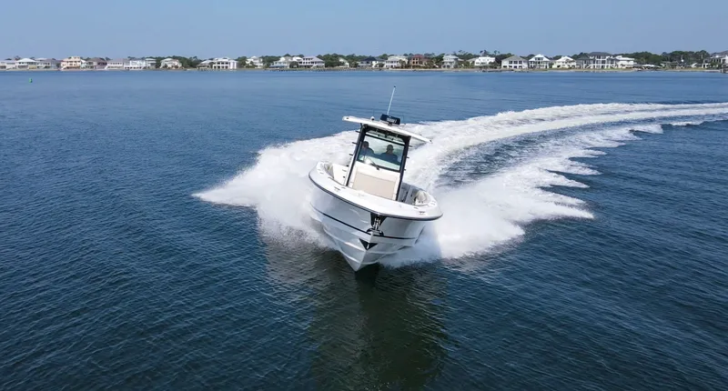 Slide: The Image of Boston Whaler 330R 2023 - 1