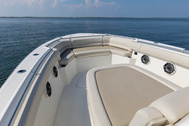 Slide: The Image of Boston Whaler 330R 2023 - 26