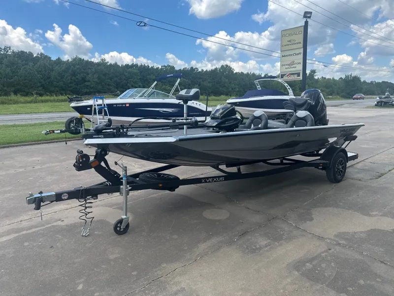 Slide: The Image of Vexus AVX 181 Defender 2026 - 2