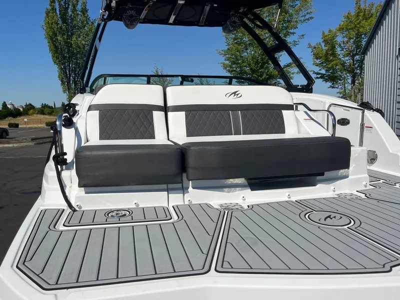 Slide: The Image of Monterey M6 2022 - 7