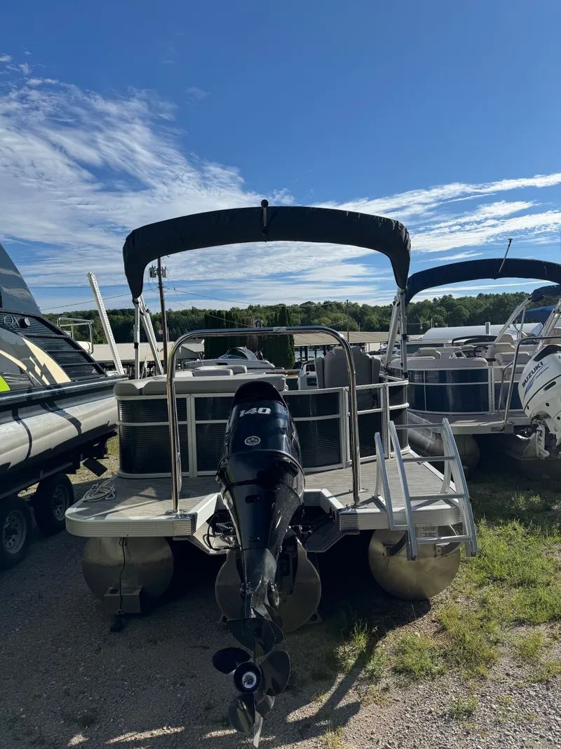 Slide: The Image of Bennington 20SLM 2021 - 3