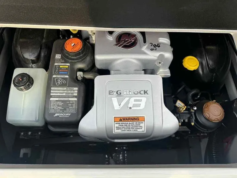 Slide: The Image of Crownline Boats 280 SS 2023 - 3