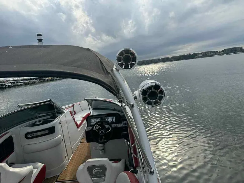 Slide: The Image of Crownline Boats 280 SS 2023 - 9