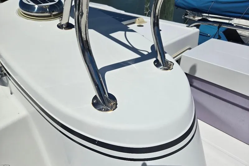 Slide: The Image of 2005 American Tug 34 Pilothouse deck with stainless steel railings. - 94