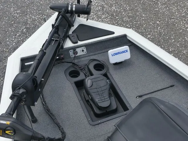 Slide: The Image of Tracker Pro Team 175 TXW Tournament Edition 2022 - 15