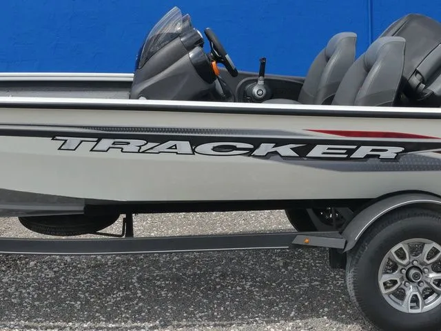 Slide: The Image of Tracker Pro Team 175 TXW Tournament Edition 2022 - 8