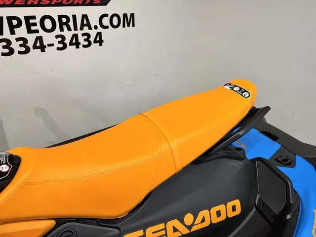 Slide: The Image of Sea-Doo Spark Trixx for 3 2026 - 19